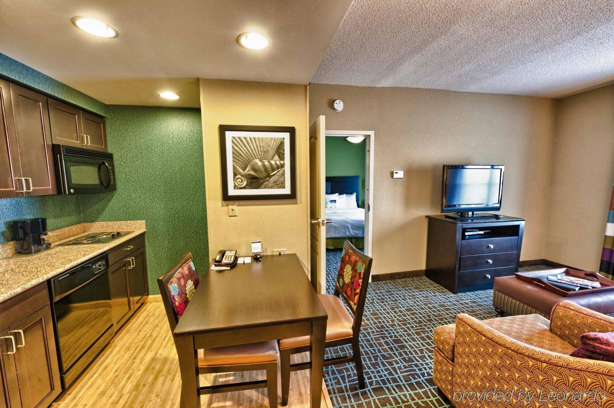 Homewood Suites Fort Myers Airport - Fgcu Rum bild